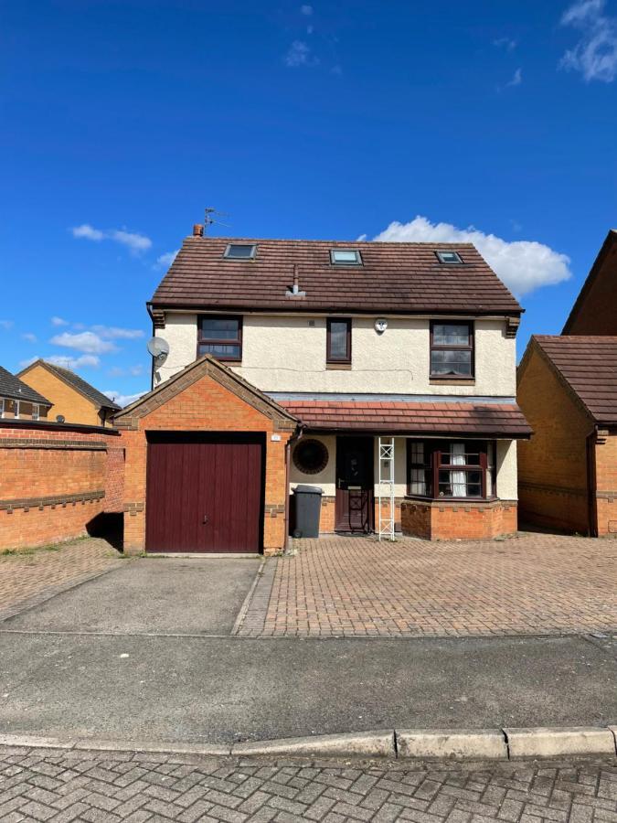 Large, Quiet, Sleeps 16, 4 Bathrooms, Parking, Leicester Extérieur photo